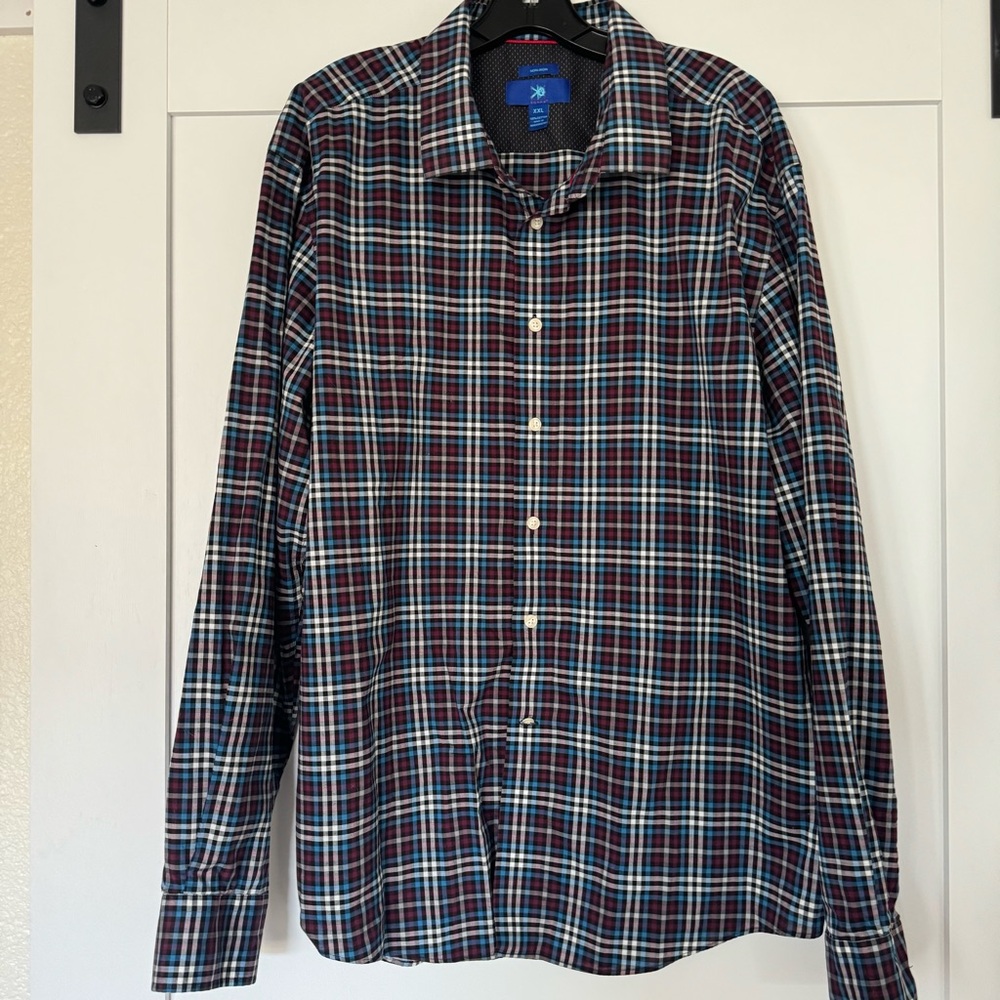 Egara maroon blue plaid long sleeve button down shirt